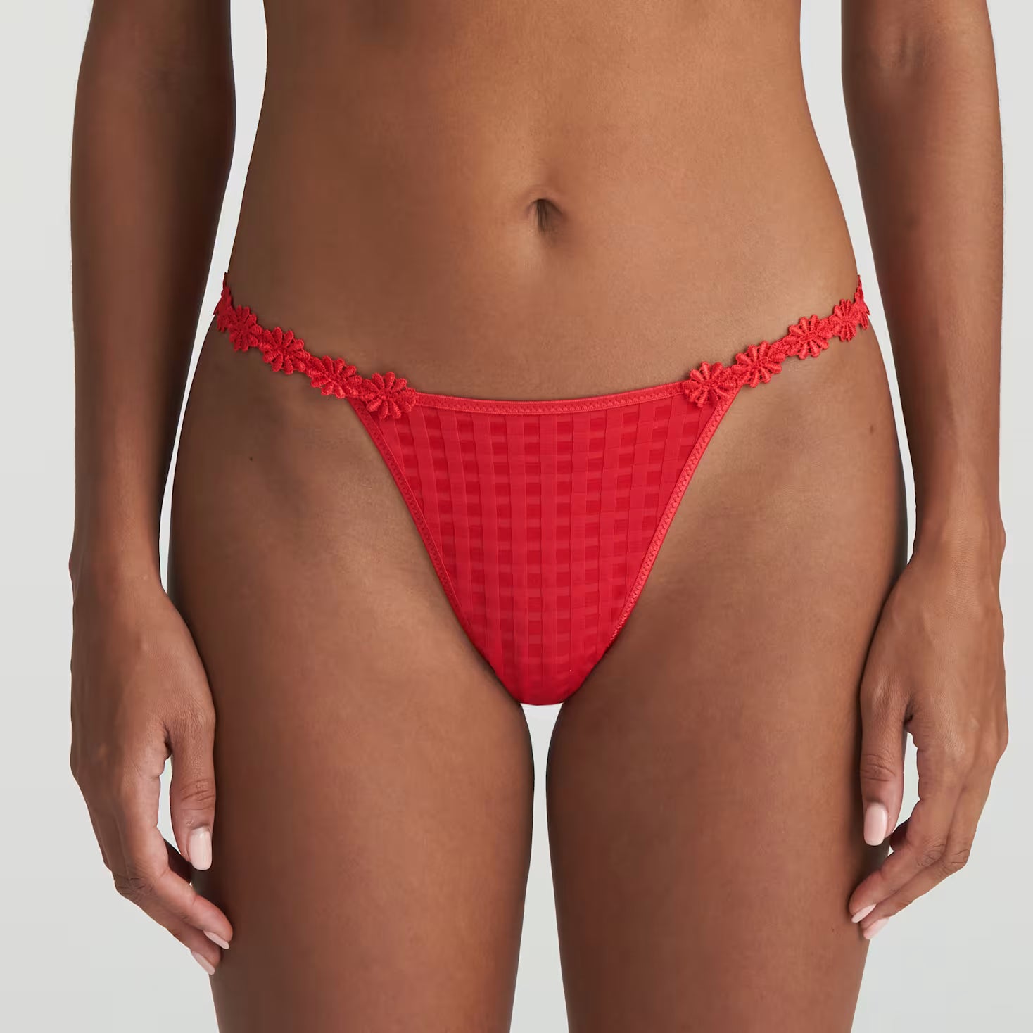 Mini String Marie Jo avero rood (met bloem)